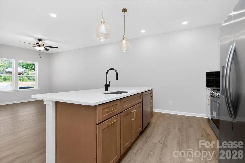 337 Hoskins Road Charlotte, NC 28216