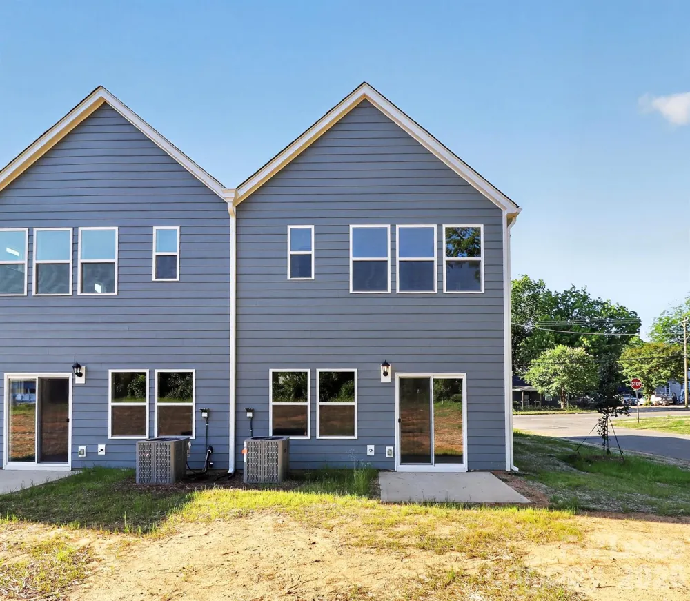 337 Hoskins Road Charlotte, NC 28216