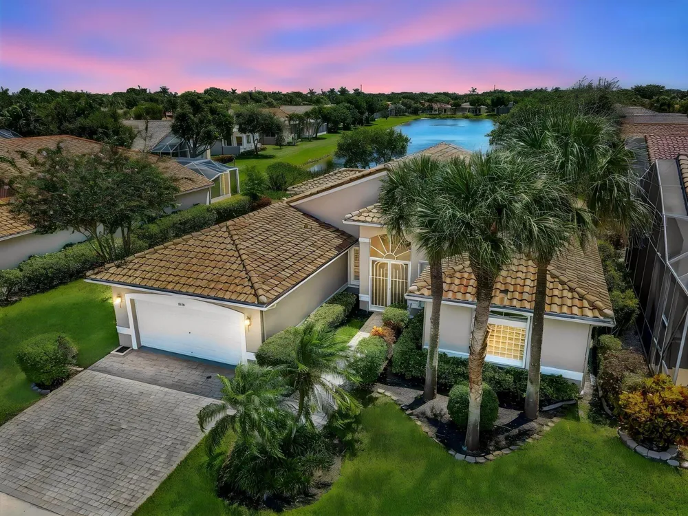 8966 DIAMONTE DRIVE Boynton Beach, FL 33472