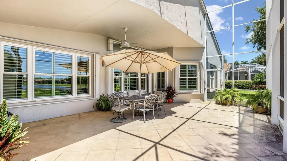 8966 DIAMONTE DRIVE Boynton Beach, FL 33472