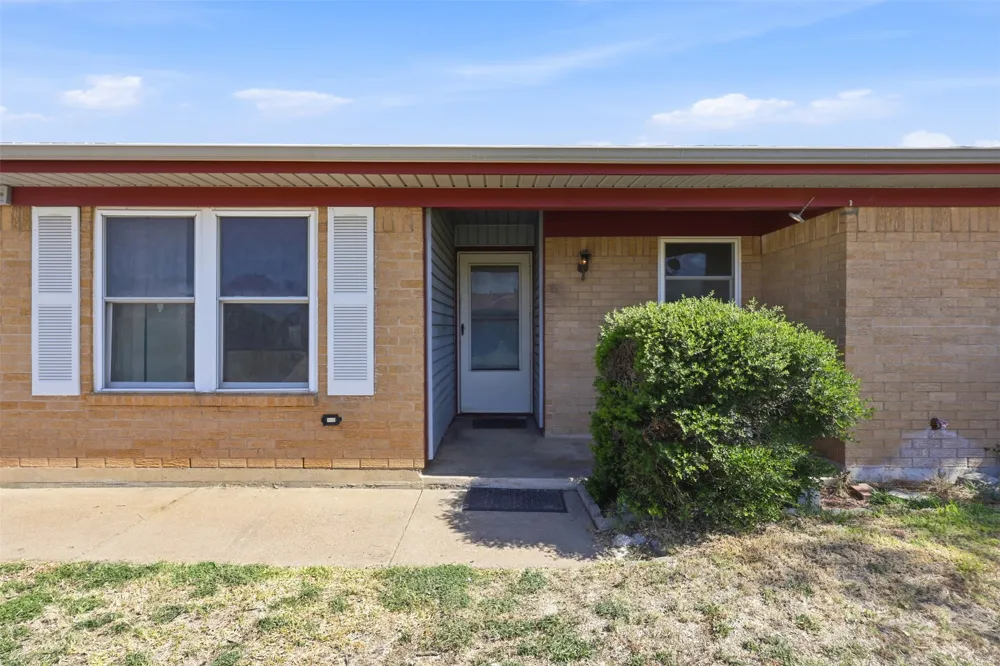 2107 10th Street Mineral Wells, TX 76067