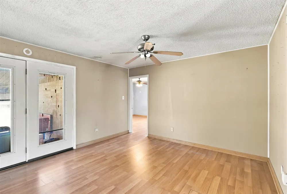 2107 10th Street Mineral Wells, TX 76067