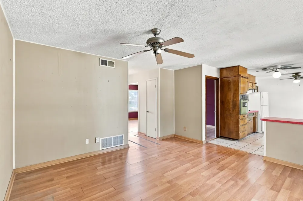2107 10th Street Mineral Wells, TX 76067