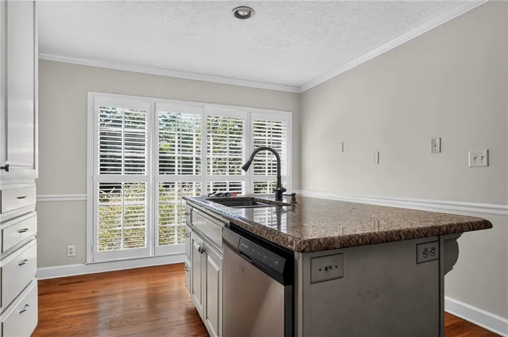2210 E Doublegate Drive Albany, GA 31721