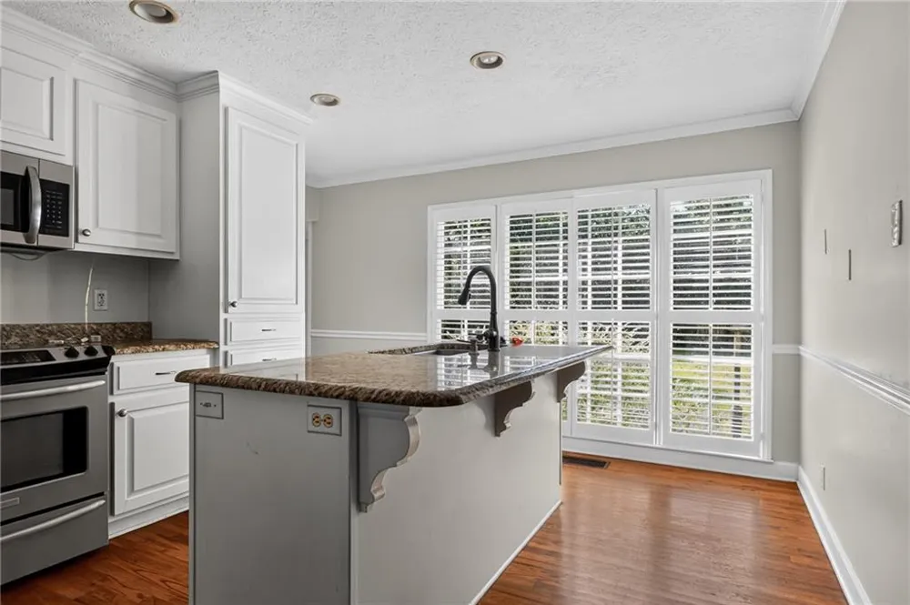 2210 E Doublegate Drive Albany, GA 31721