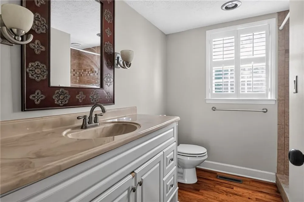 2210 E Doublegate Drive Albany, GA 31721