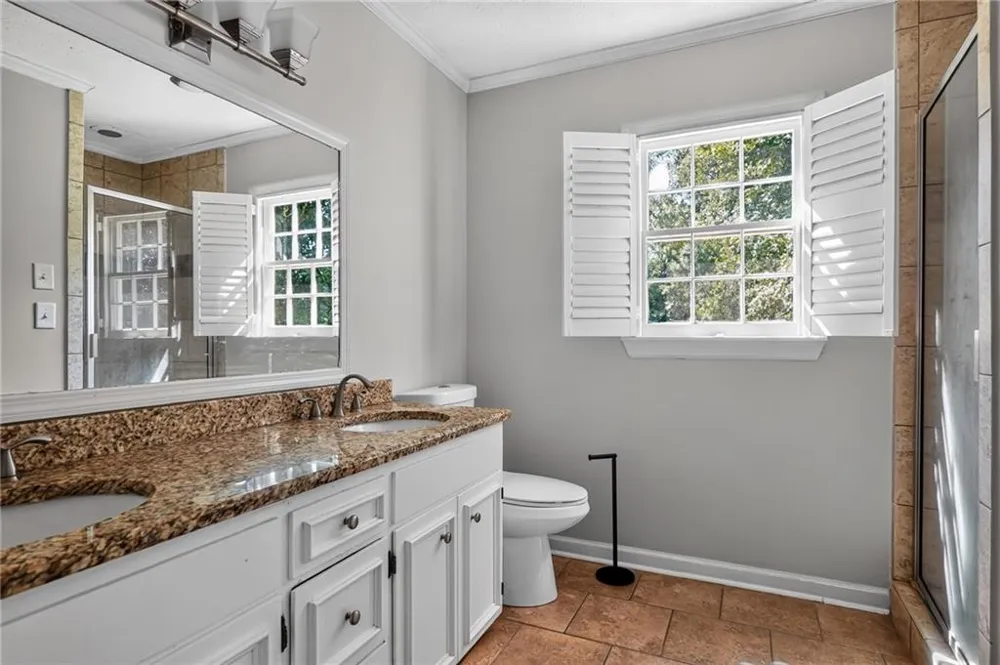 2210 E Doublegate Drive Albany, GA 31721