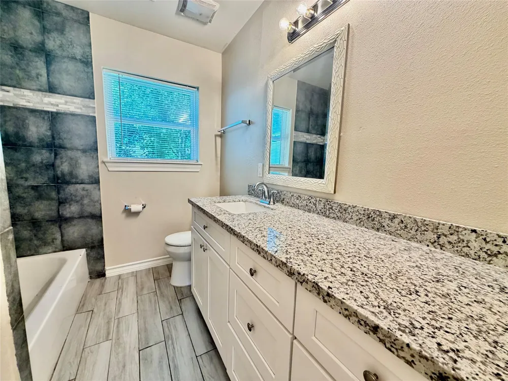 920 Vivian Ave Pasadena, TX 77506