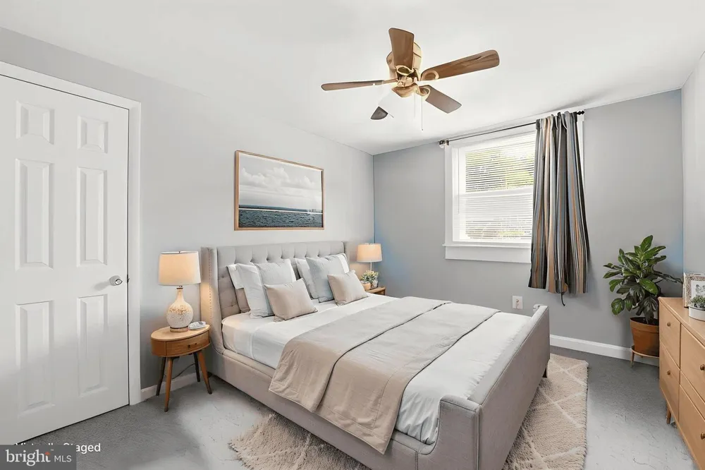 4527 GLENDALE ROAD Woodbridge, VA 22193