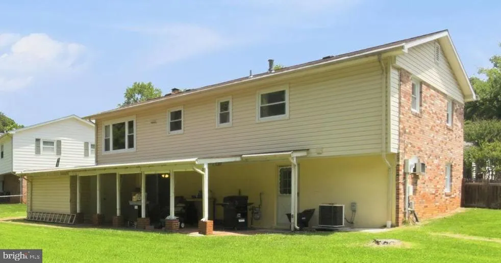 4527 GLENDALE ROAD Woodbridge, VA 22193
