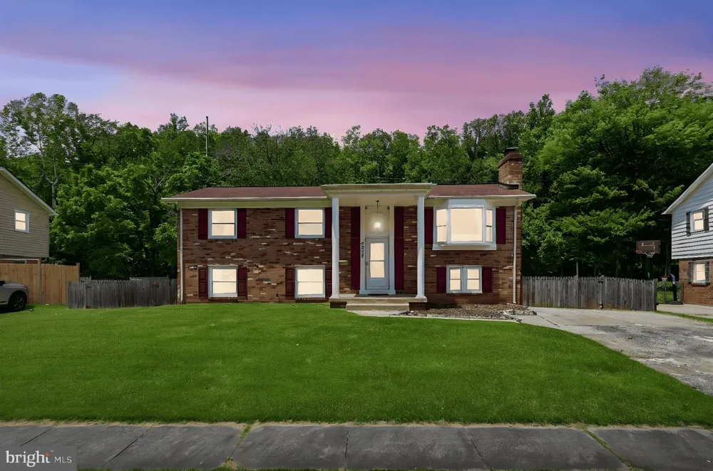 4527 GLENDALE ROAD Woodbridge, VA 22193