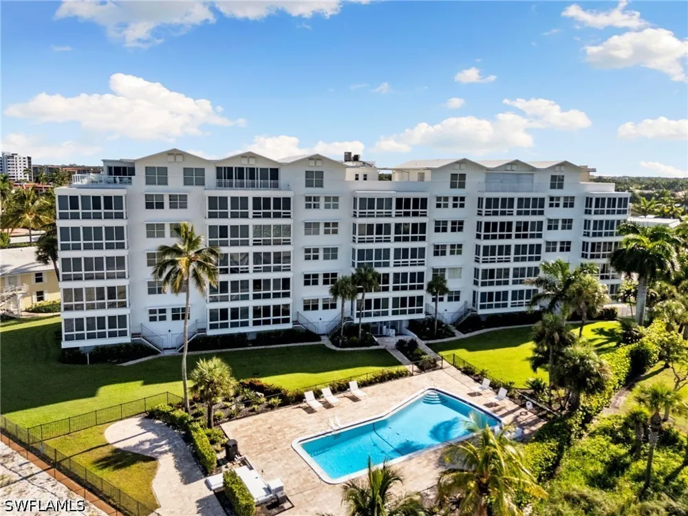 Gulf Shore Boulevard #203 Naples, FL 34102