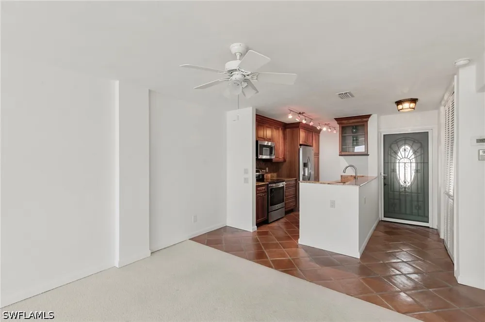 Gulf Shore Boulevard #203 Naples, FL 34102