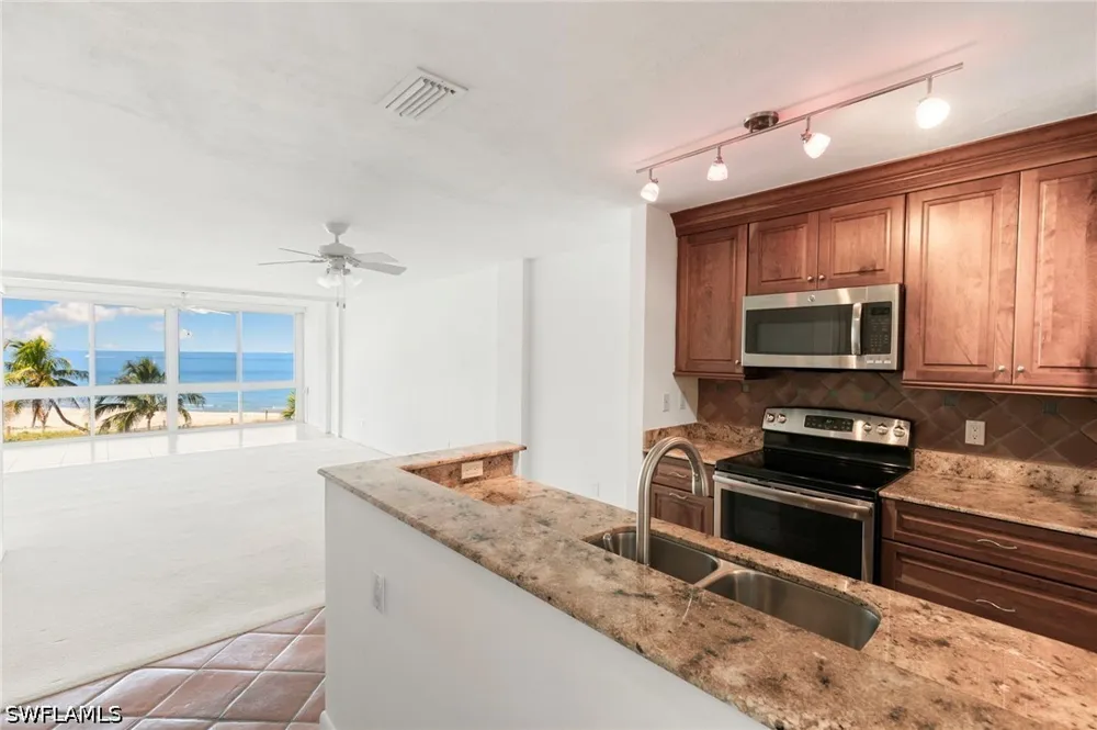 Gulf Shore Boulevard #203 Naples, FL 34102