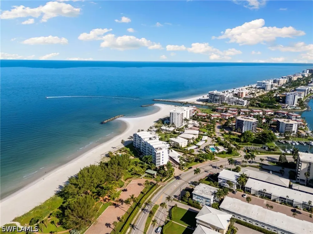 Gulf Shore Boulevard #203 Naples, FL 34102