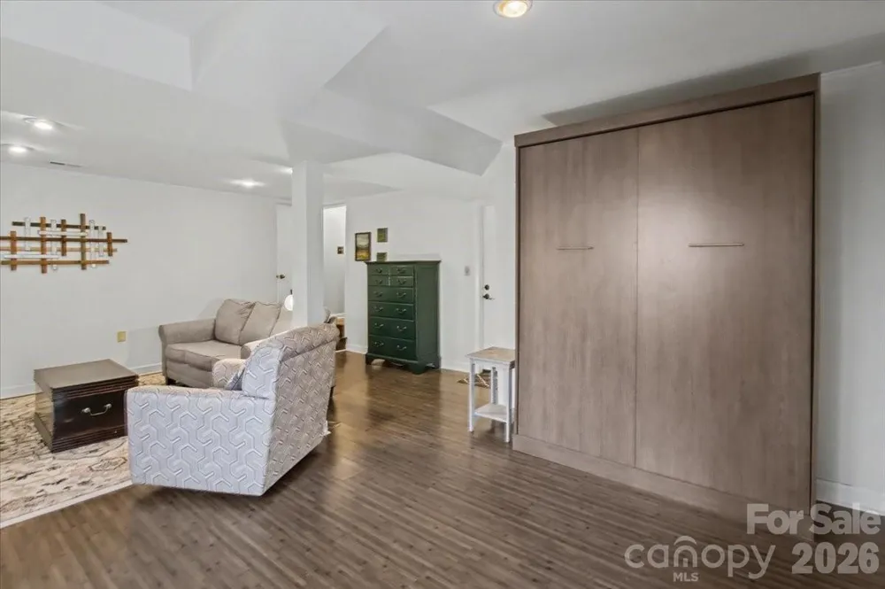 30 Whipporwill Drive Weaverville, NC 28787