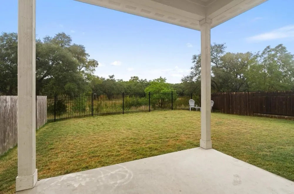 141 Hunts Link Road Dripping Springs, TX 78620