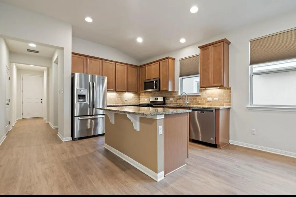 141 Hunts Link Road Dripping Springs, TX 78620