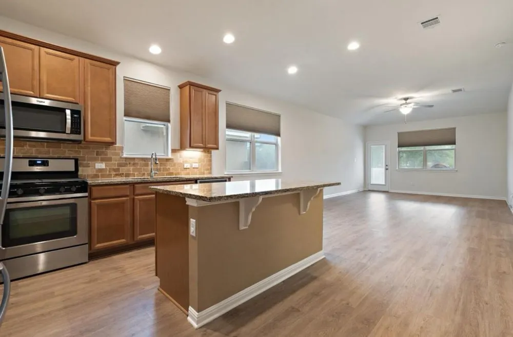 141 Hunts Link Road Dripping Springs, TX 78620