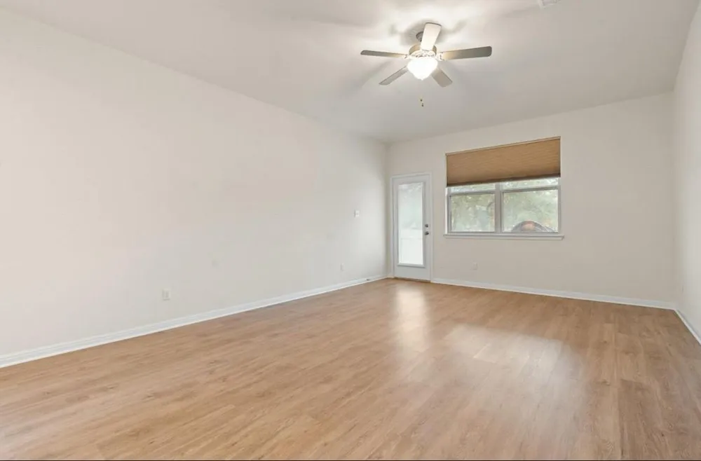141 Hunts Link Road Dripping Springs, TX 78620