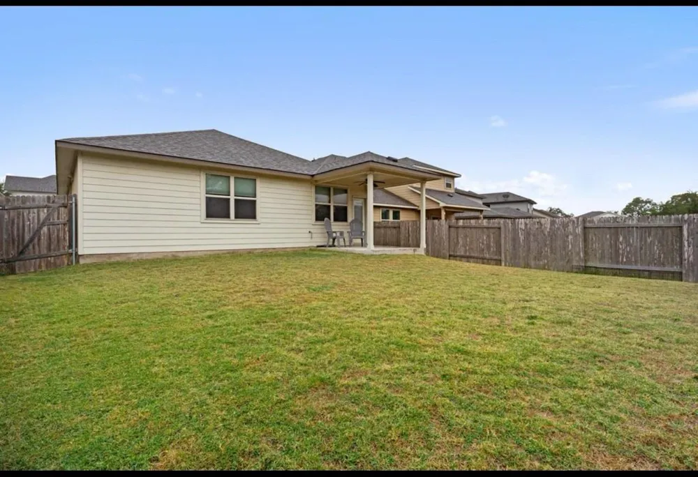 141 Hunts Link Road Dripping Springs, TX 78620
