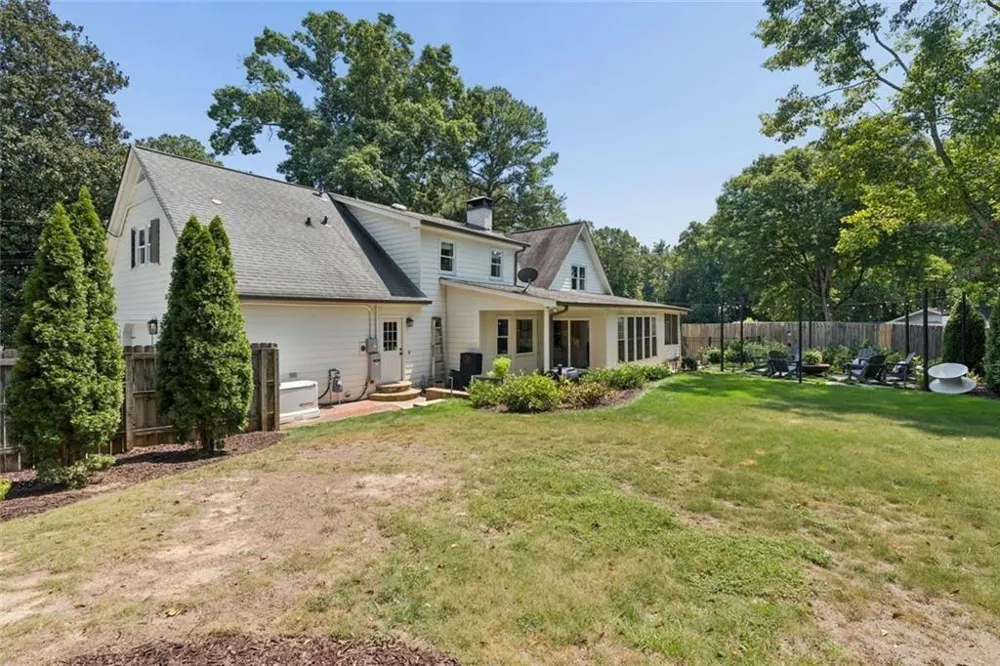 1514 Ragley Hall Road NE Brookhaven, GA 30319