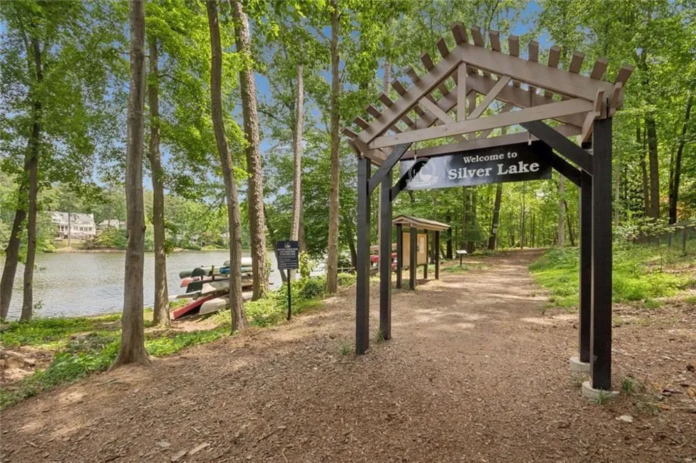 1514 Ragley Hall Road NE Brookhaven, GA 30319