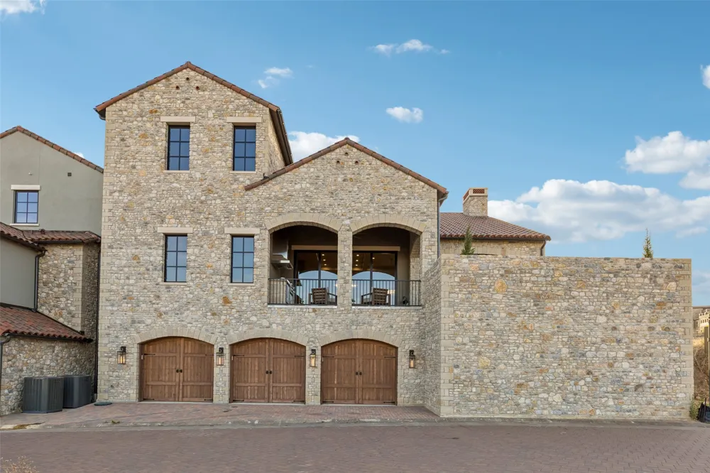 48 Cardona Drive Westlake, TX 76262