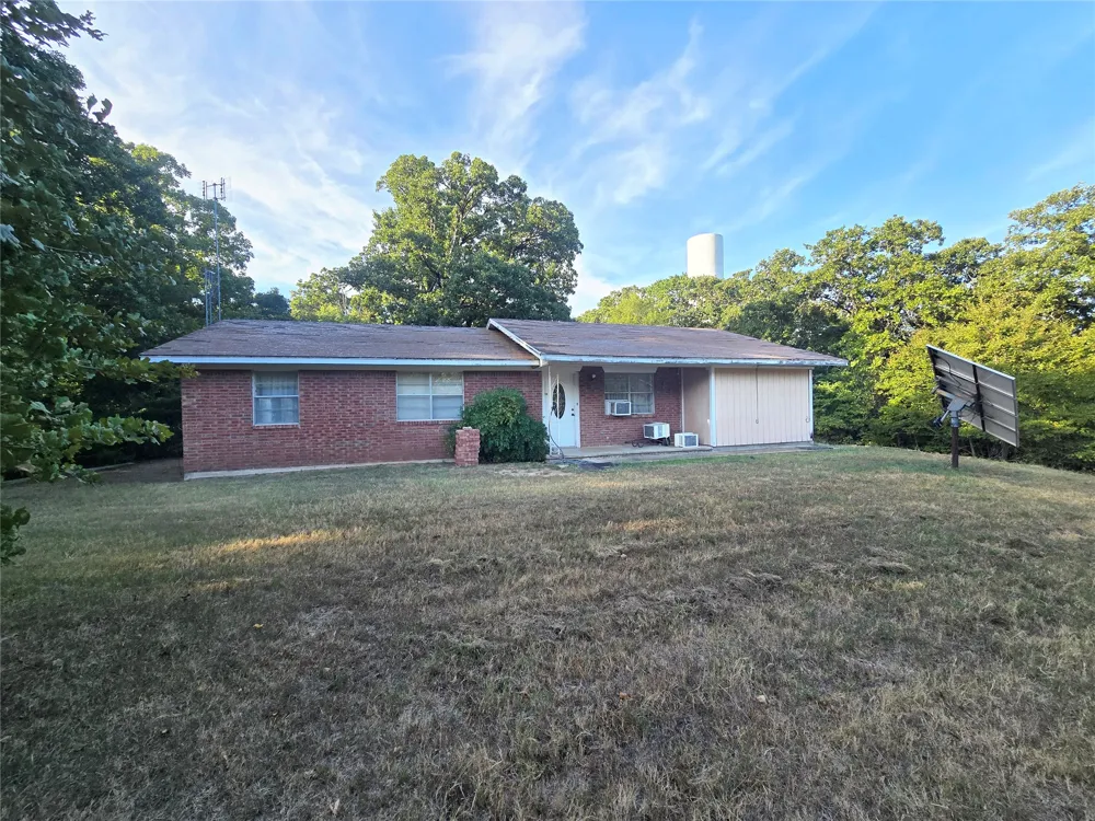 1105 Stidham Tishomingo, OK 73460