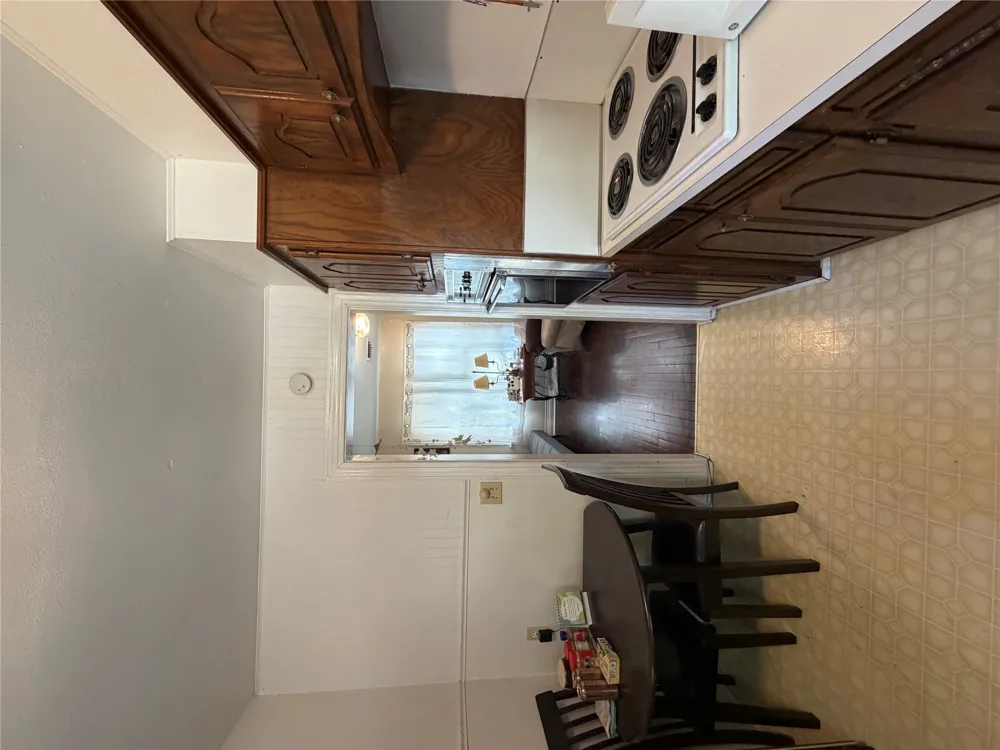 227 SW B STREET Ardmore, OK 73401