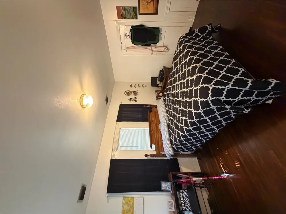 227 SW B STREET Ardmore, OK 73401