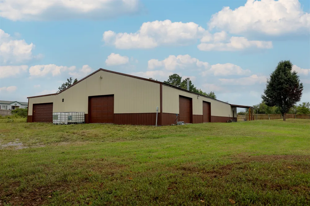 1488 429 ROAD Pryor, OK 74361