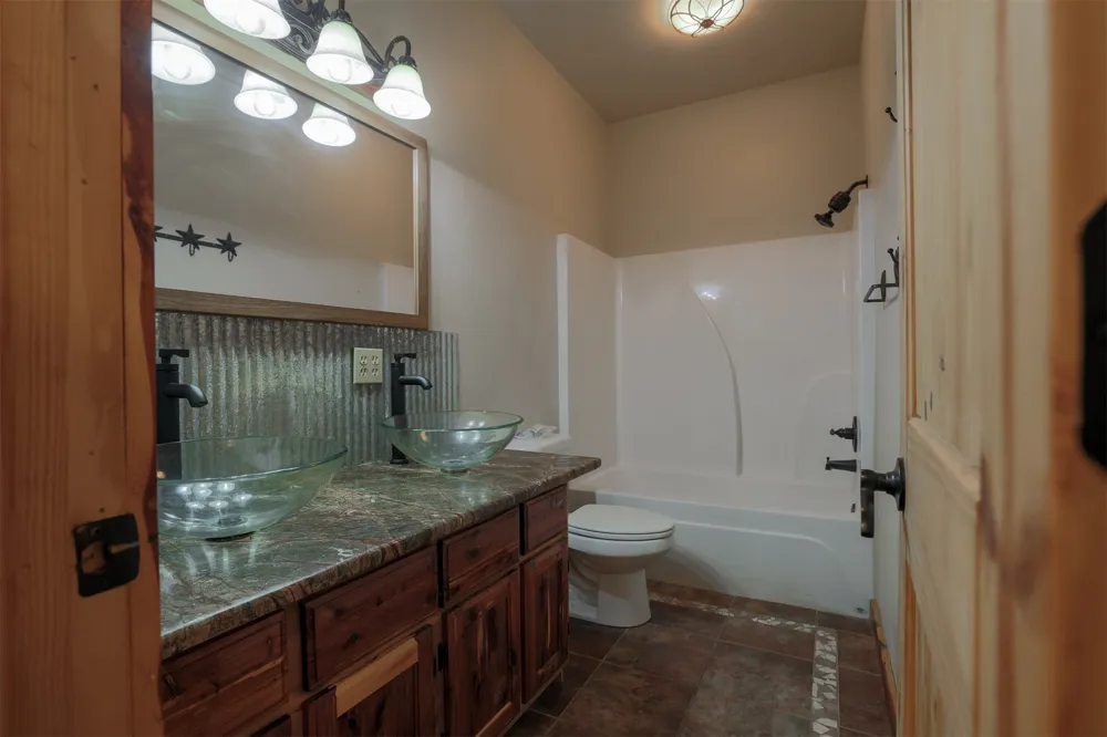 1488 429 ROAD Pryor, OK 74361