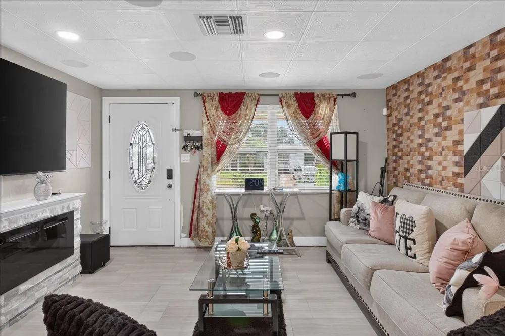 1031 CONOLEY LANE Holiday, FL 34691