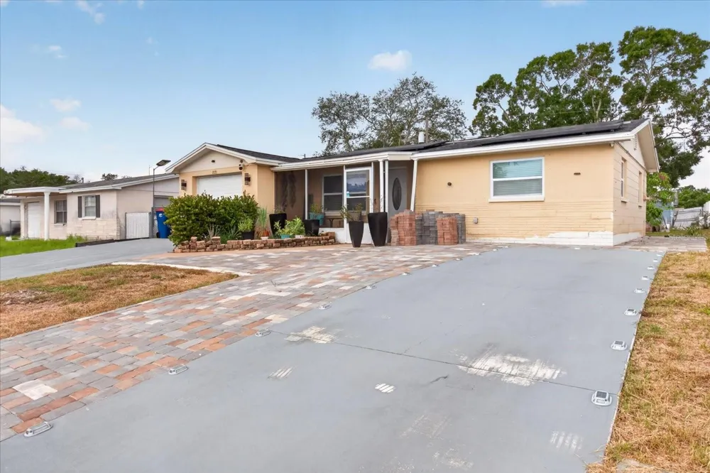 1031 CONOLEY LANE Holiday, FL 34691