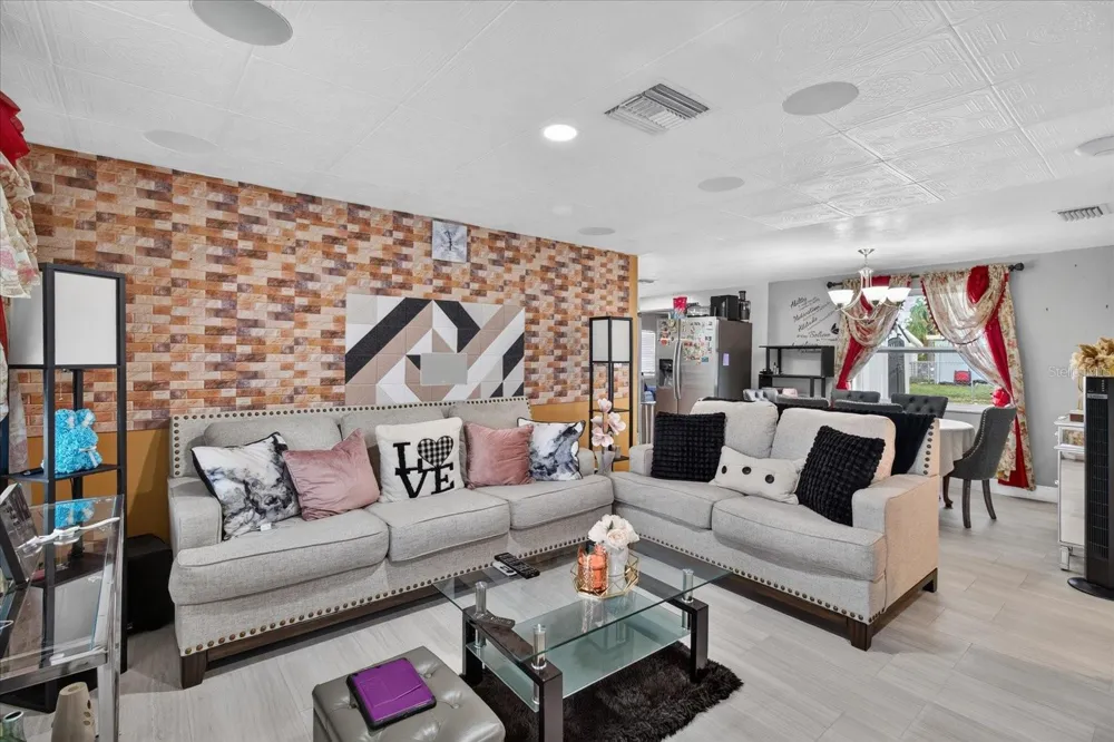 1031 CONOLEY LANE Holiday, FL 34691
