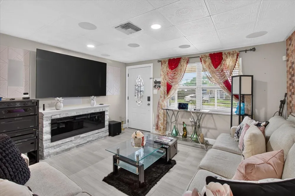 1031 CONOLEY LANE Holiday, FL 34691