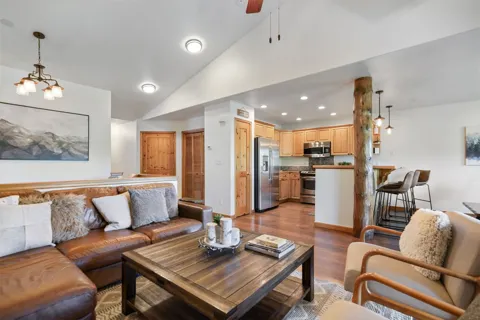 113 Lookout Ridge Drive #113