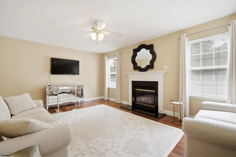 391 S Holly Ave Galloway Township, NJ 08205