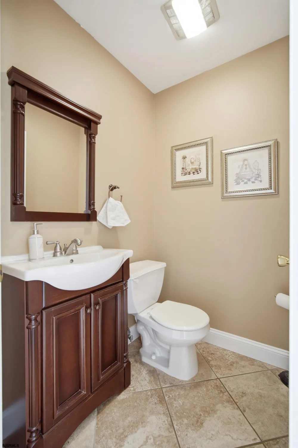 391 S Holly Ave Galloway Township, NJ 08205