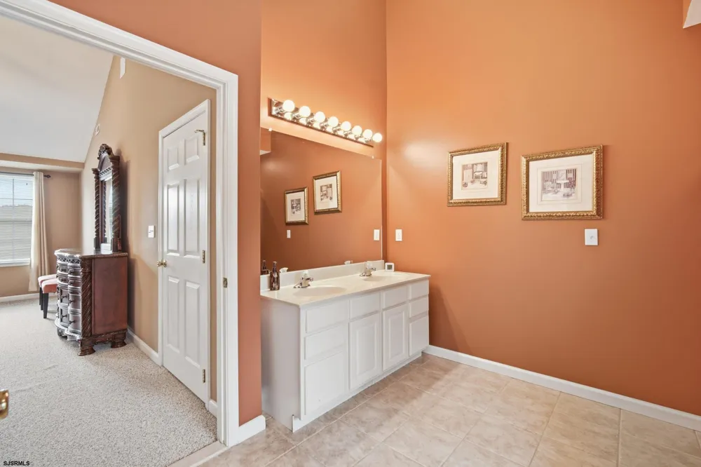 391 S Holly Ave Galloway Township, NJ 08205