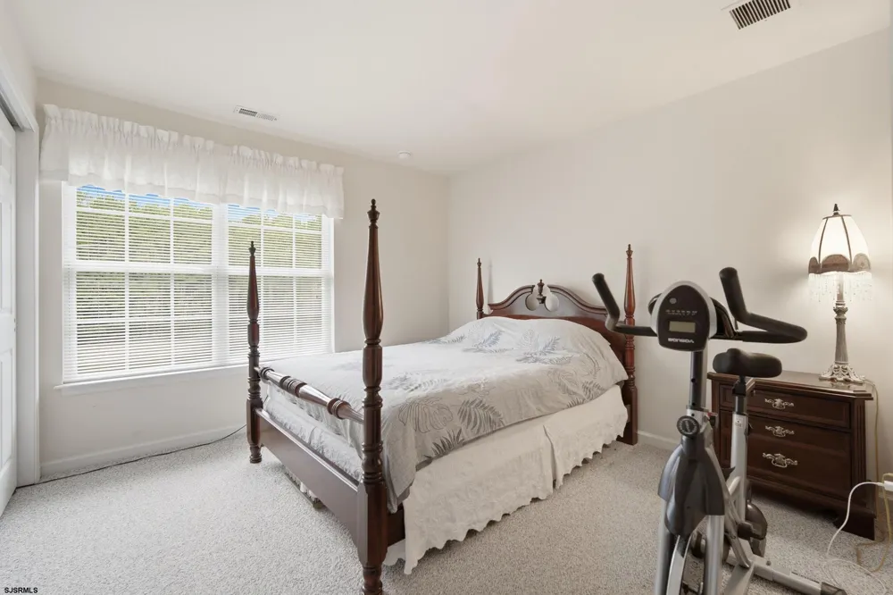 391 S Holly Ave Galloway Township, NJ 08205