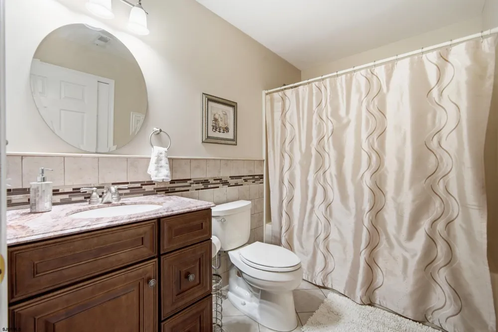 391 S Holly Ave Galloway Township, NJ 08205