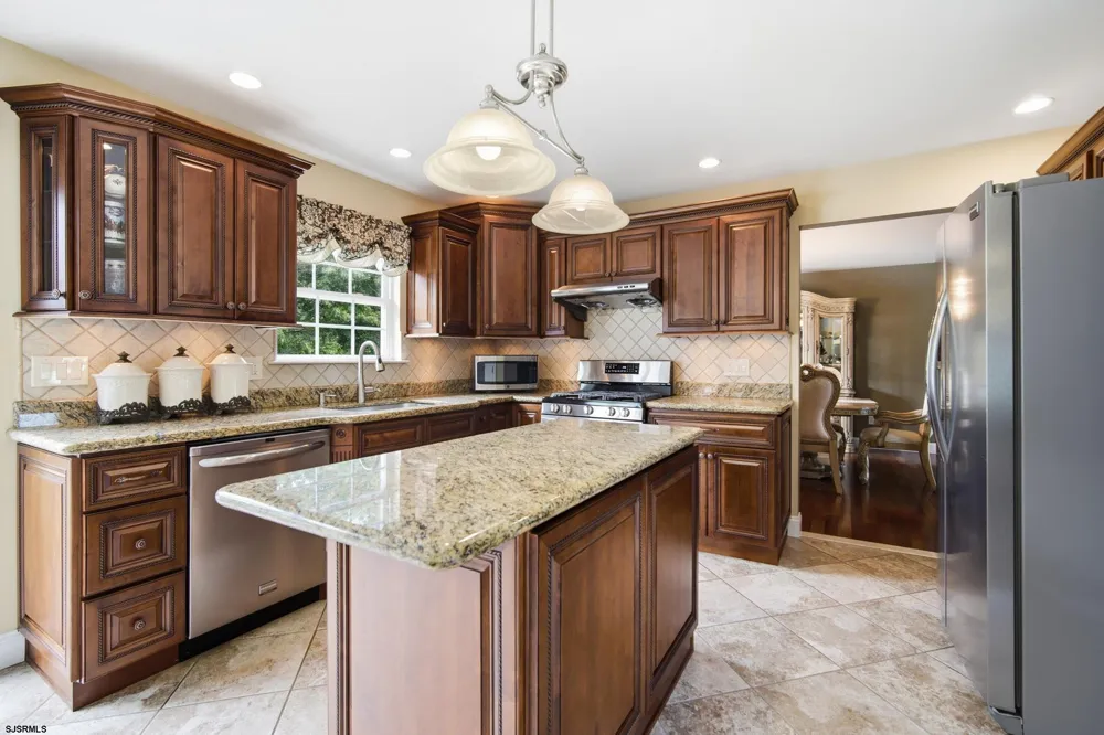 391 S Holly Ave Galloway Township, NJ 08205