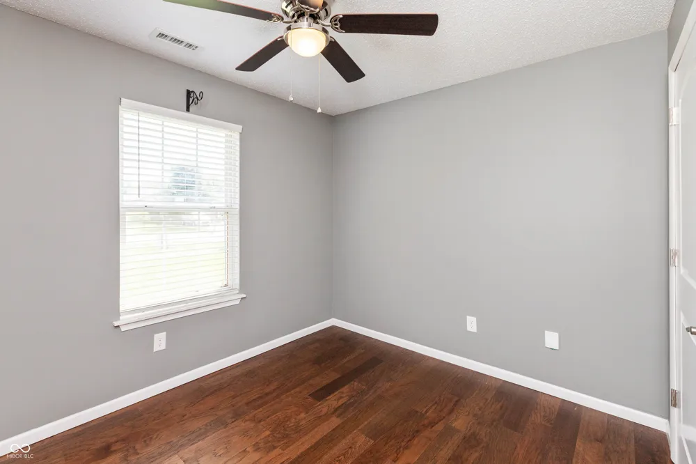 6714 Larkwood Court Indianapolis, IN 46241