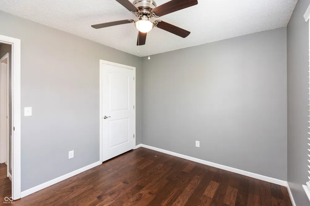 6714 Larkwood Court Indianapolis, IN 46241