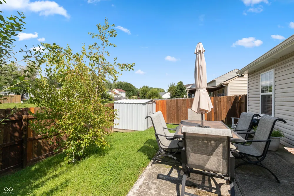 6714 Larkwood Court Indianapolis, IN 46241