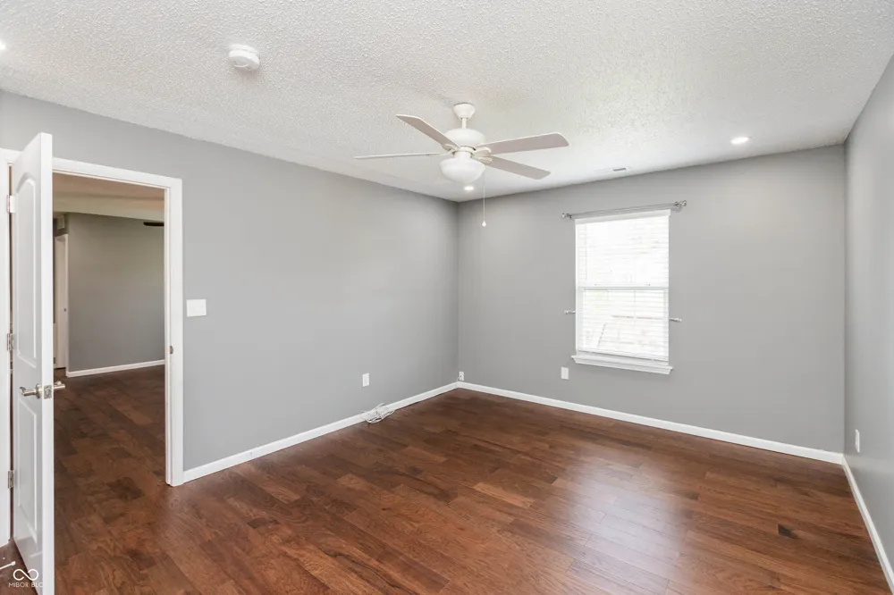 6714 Larkwood Court Indianapolis, IN 46241