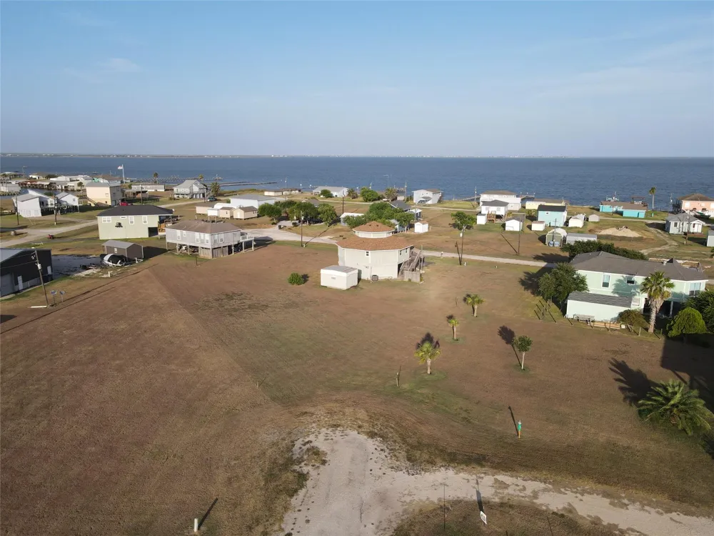 326 Flounder Port Lavaca, TX 77979
