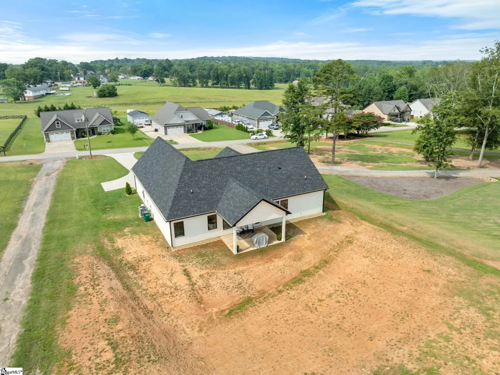 128 Cothran Road Inman, SC 29349